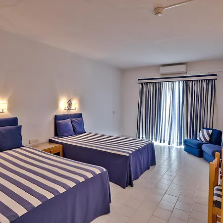 Aparthotel Grand Muthu Oura View Club 5*