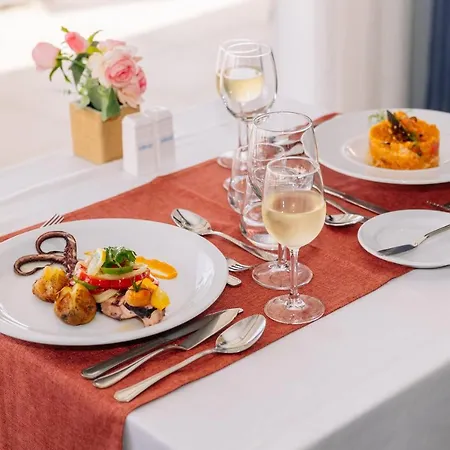 大穆图大浦景观海滩俱乐部度假屋