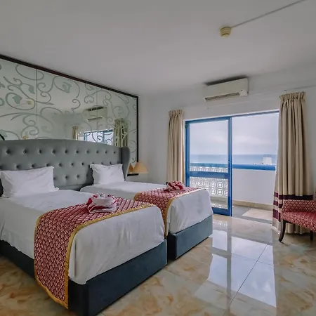 Aparthotel Grand Muthu Oura View Club 5*