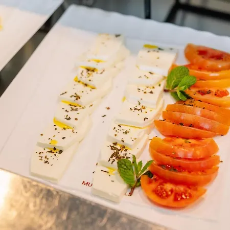Grand Muthu Oura View Club מלון דירות 5*