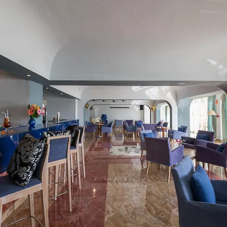 Grand Muthu Oura View Club Aparthotel