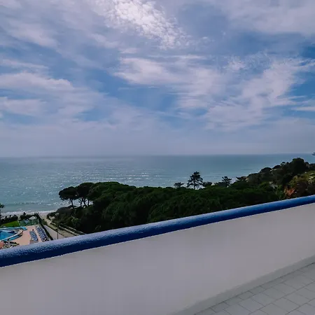 Grand Muthu Oura View Club מלון דירות אלבופיירה