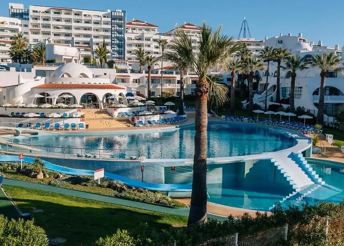 Aparthotel Grand Muthu Oura View Club 5*