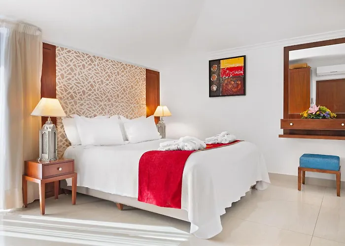 Grand Muthu Oura View Club Aparthotel