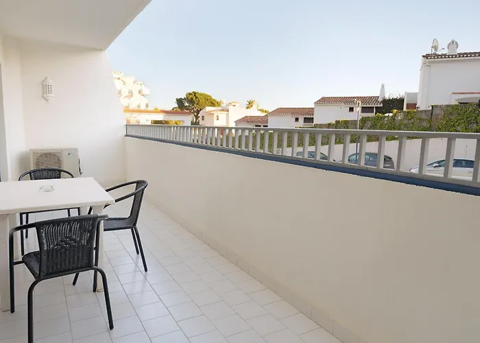 Aparthotel Grand Muthu Oura View Club 5*