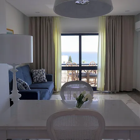 Appart hôtel Grand Muthu Oura View Club